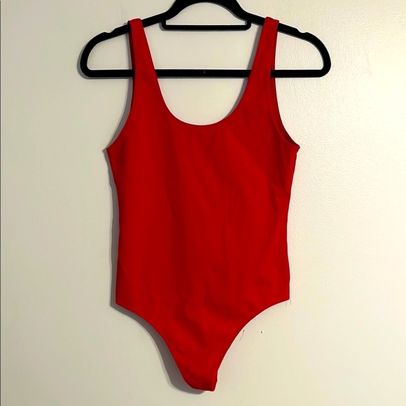 Wilfred Tops - Aritzia Wilfred Free Apple Red Thong Bodysuit Sleeveless Scoop Neck
